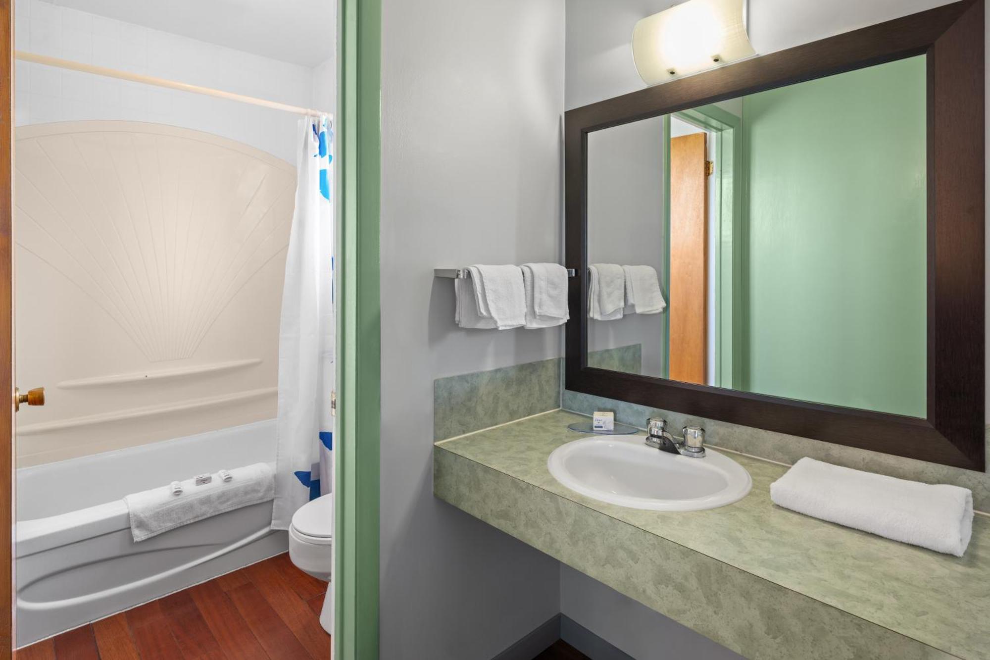 Travelodge By Wyndham Grand Falls Ngoại thất bức ảnh